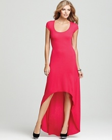 An elongated back hem lends major drama to this head-turning BCBGMAXAZRIA dress, accentuated by an eye-popping hue.