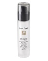 This amazing oil-free makeup base creates a smooth, radiant and long-lasting canvas for a more perfected makeup look. Exclusive Lancôme Elasto-Smooth™ technology refines skin's texture and diffuses light to visibly reduce imperfections with a satin-soft finish. Makeup glides on seamlessly. Color stays more true and vibrant for a radiant, air-brushed look all day.