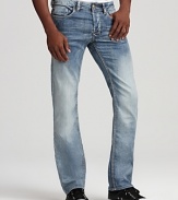 A lighter wash and fading detail lend relaxed, weekend-perfect style to these straight-leg jeans form Buffalo.