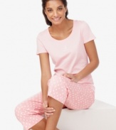 Dream of vacation. These soft, cotton pajamas by Nautica feature cute, printed capri pants and a snuggly t-shirt.