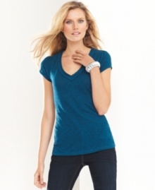 A basic that's anything but boring: the voile trim adds a delicate touch to INC's essential petite tee!