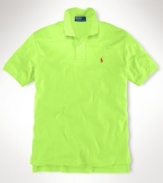 Short-sleeved polo shirt, cut for a comfortable, classic fit.