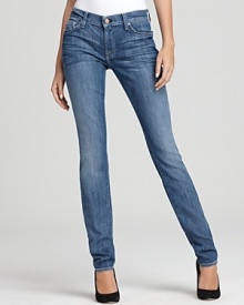 A light wash infuses fresh energy into these 7 For All Mankind skinny jeans.