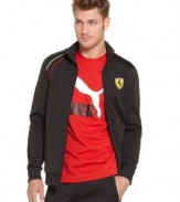 Sealed with the Ferrari stamp of approval, this Puma track jacket infuses your look with the sleek, speed-chasing style of a sports car.