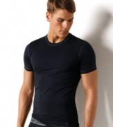 Crafted in stretch cotton jersey, this Polo Ralph Lauren T shirt gives you the freedom to make your move.