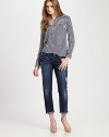 Velvety soft denim is the perfect combo of comfort and fashion. Crafted with a relaxed, skinny fit-- this denim favorite has cropped-leg construction that can also be worn cuffed. THE FITMedium rise, about 8Inseam, about 29THE DETAILSButton closureZip flyFive-pocket style98% cotton/2% spandexMachine washMade in USA of imported fabricModel shown is 5'9 (175cm) wearing US size 0.