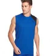 Hit the pavement in style and definite comfort with this sleeveless running t-shirt from Puma.