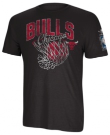 Take it to the hoop! Be a part of pumping up your favorite NBA team by showing support with this Chicago Bulls graphic t-shirt from adidas.