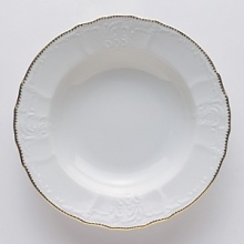 Simply Anna is a simply elegant collection of embossed whiteware with Anna Weatherley's signature shark's tooth gold banding. The collection works beautifully with all of Anna's lavishly decorated offerings, or if your leanings are to a more sedate and understated elegance, you will find no better option to set a beautiful table.