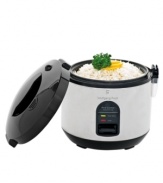 Cook rice to perfection, every time. Wolfgang Puck's 10-cup rice cooker features a nonstick removable pot and automatic keep warm system for effortless, consistently delicious results. Also prepares pasta, risotto, jambalaya and other favorite dishes with ease.