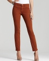 Get on-trend style in J Brand's weekend-perfect twill skinny jeans.