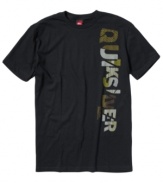 A horizontal logo graphic and a classic fit, make this Quiksilver tee a stylish standard.