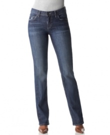 Long and lean, with a touch of stretch for a sexy fit: the skinny jeans from Calvin Klein.