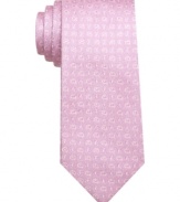 With a subtle pattern, this skinny tie from Penguin is never short on style.