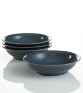 A real workhorse in the kitchen, these small blue bowls are ideal for prep, and later, serving side dishes, soup and more. Denby's hardy stoneware stands up to oven and dishwasher use and, with a slate-blue glaze, looks great on casual tables.