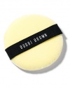 Use the Bobbi Brown Powder Puff to evenly apply Face Powder or Sheer Finish Loose Powder. 