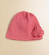 Soothingly soft hat of pure cashmere, adorned by a darling rose detail. Pull-on styleCashmereHand washImported