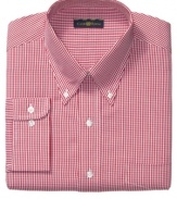 Crafted in a crisp gingham pattern, this Club Room dress shirt brings a fresh new take to the boardroom.