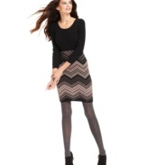 A whimsical zig-zag print livens up Spense's petite sweater dress while an A-line silhouette ensures a flattering fit!