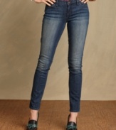 The fit of leggings with the styling of jeans - get the best of both worlds with this Tommy Hilfiger look.