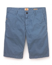 Kick back by the pool in BOSS Orange's comfy cotton shorts, rendered in rich solid colors.