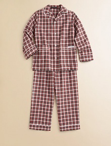 Ultra-soft, ultra-cozy pajamas in a button-front silhouette with patch pockets, contrast piping and a bold check print.Notched collarLong sleevesButton-frontFront patch pocketsElastic hemCottonMachine washImported Please note: Number of buttons may vary depending on size ordered. 