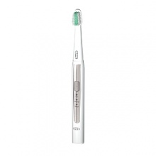 The Pulsonic is Oral-B's slimmest and lightest sonic toothbrush. Light in your hand and gentle on your teeth and gums, it delivers powerful cleaning effects, removing stains and plaque with an exclusive brush head design that contours around teeth. The 2-minute timer keeps you brushing for the time period recommended by dentists.