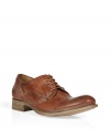 Stylish mens shoes made ​.​.of fine, brown leather - Cooler twist on  an everyday classic - Features round, slightly upturned cap, classic lacing and thoughtful seams - Wear with jeans, corduroys or chinos for a hip, polished look