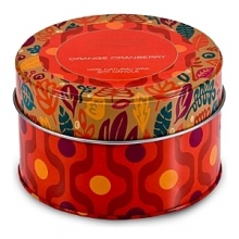 Brighten up any home with this beautiful candle. Retro three wick tin collection by Illume. Amazing Orange Cranberry scent.