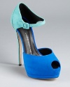 In bold blues, these show-stopping suede Giuseppe Zanotti pumps stop time with a color block design and an ultra-high heel.