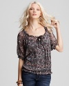 Ditsy florals make an appearance on this feminine Ella Moss top, possessing just the right amount of free-spirited bohemian.