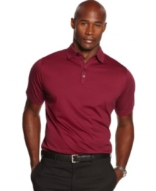 Stay on solid style ground in this sharp polo shirt from Calvin Klein