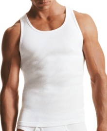 A trim, body skimming tank in 100% cotton. Classic, body-skimming fit. M9070.