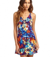 THE LOOKFloral print V-neck with keyhole and tie detail SleevelessGathered Empire waistOpen v-back with double tie closureTHE FITAbout 30 from shoulder to hemTHE MATERIALNylonCARE & ORIGINMachine washImported