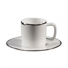 Missoni Home's Merry White range brings Missoni's fashionable flair to dinnerware in a subtle way. Gorgeous precious platinum edging in subtle patterns to complement any contemporary dinner table.