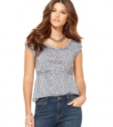 Dainty dots adorn this cute top from DKNY Jeans. Made from 100% cotton, and featuring smart ruching for a flattering fit, it's the perfect topper with jeans!