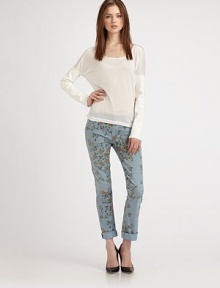 Pretty floral-print denim styled with a high waist and slim leg that can be a rolled at the hem for a retro-casual silhouette.THE FITSlim fitRise, about 8Inseam, about 29THE DETAILSZip flyFive-pocket style97% cotton/3% Lycra®Machine washMade in USA of imported fabricModel shown is 5'9 (175cm) wearing US size 4.