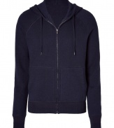 The classic hoodie goes luxe with this cashmere-blend version from Jil Sander - Hood with drawstring, front zip closure, split kangaroo pocket, ribbed cuffs and hem - Wear with straight leg jeans, a tee, and retro-inspired trainers