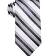 A clean classic stripe gives this Perry Ellis tie instant presence in your wardrobe.