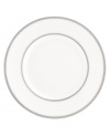 Add refined variety to your table with this luxe accent plate. Featuring a fine pearlescent border with the signature tiered scallop design of the Dentelle collection on creamy white.