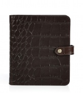 The perfect partner for keeping your life in line, Mulberrys embossed leather agenda is as chic as it is sophisticated - Vegetable tanned croco embossed leather, snap closure, intelligently designed interior with pen loop, metal ring binding, slot pocket - A comfortable size for leaving open on your desk, or stashing away in sleek briefcases