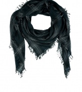 Give your outerwear wardrobe a rock-and-roll edge with Faliero Sartis midnight blue fringed scarf, finished in a soft cashmere-silk mix for all-season sophistication - Square shape - Wrap around leather jackets, or wear indoors with chunky knits