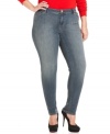 Add a vintage feel to your casual style with MICHAEL Michael Kors' plus size skinny jeans, finished by a light wash.