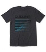 Make sure your cool casual style doesn't fade with this graphic t-shirt from Quiksilver.