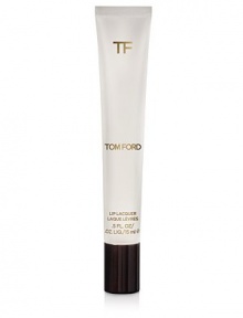 Tom Ford's opulent lip accessory: a gloss that lacquers lips with precious pulverized pearls, creating a reflective shine and a lavishly soft feel. Use on bare lips for a polished, sophisticated look or layer over Tom Ford Lip Color for a deeply sexy sheen.