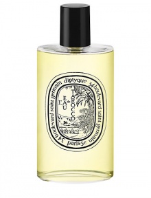 It carries the exhilarating scent of the mediterranean in winter and the freshness of fruit just plucked from the tree, plump and ripe. Highlighted with tangy grapefruit and a variety of slightly bitter Florida oranges, Tarocco's essence is sprinkled with cinnamon and beautifully drawn out with the notes of Bulgarian rose. Saffron comes into play spicing up the experience. The grand finale is a woody top note of cedar and a few drops of Somali frankincense adds just the right contrast. 3.4 oz.