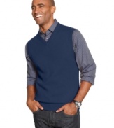 Top off your look with the luxurious polish of this versatile cashmere sweater vest from Club Room.