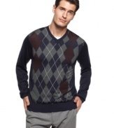 A warm merino wool blend packs a preppy punch in classic, crowd-pleasing argyle from AJ Izod.