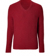 Work an exquisitely luxurious edge into your contemporary knitwear collection with Marc Jacobs deep red textural knit cashmere pullover - V-neckline, long sleeves, contrast knit trim - Modern slim, straight fit - Pair with everything from jeans and tees to chic blazers and slick lace-ups