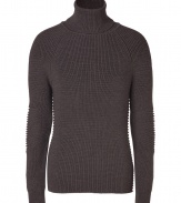 A chic take on the timeless-classic turtleneck, Belstaffs ribbed pullover is an ultra contemporary choice however you choose you wear it - Turtleneck, long sleeves, allover ribbing with contrast patterning - Modern slim fit - Team with sporty outerwear and rugged weather boots